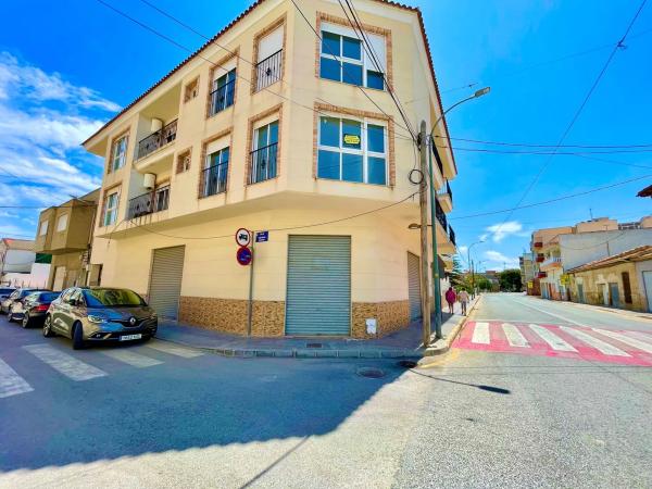 Local en avenida de la Libertad, 38