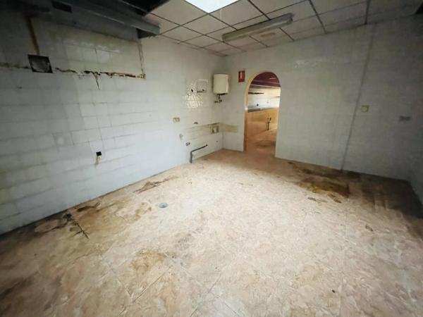 Local en calle Antonio Mazón, 14