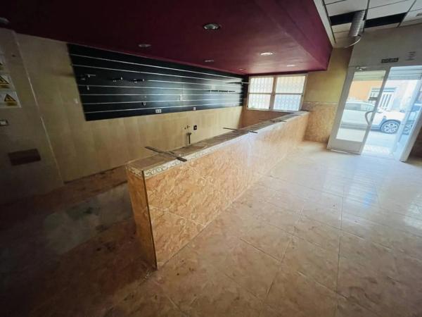 Local en calle Antonio Mazón, 14