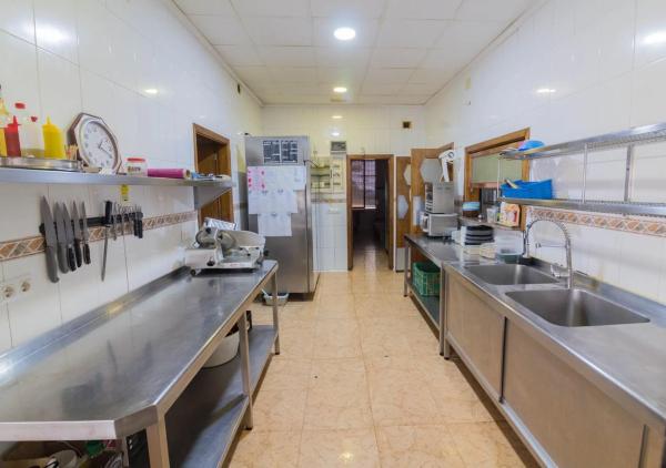 Local en calle Pascual Martínez