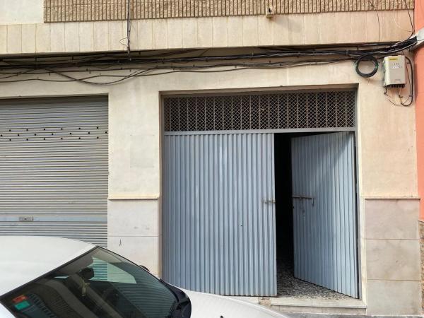 Local en calle San Blas, 32