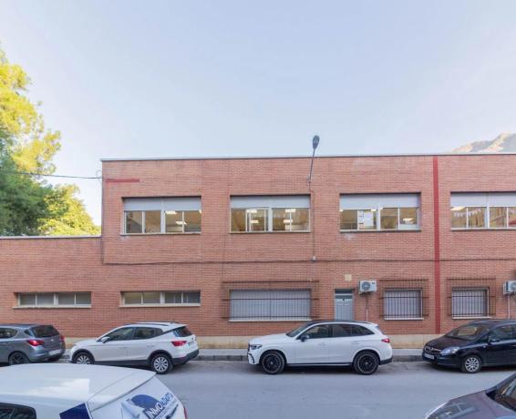 Local en calle Escorrata