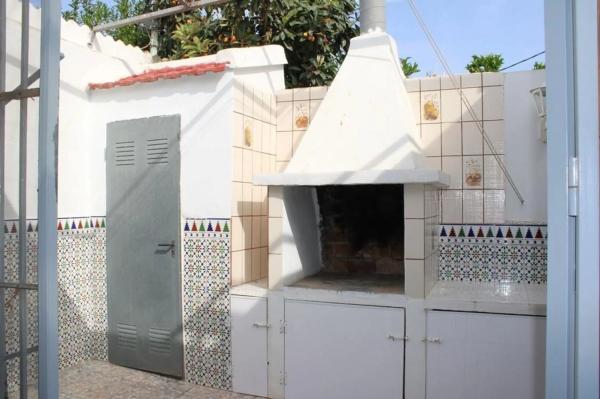 Nave en carretera de Cádiz