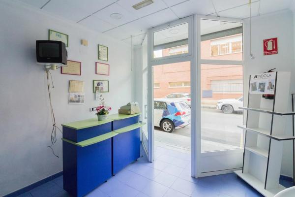 Local en calle Escorrata