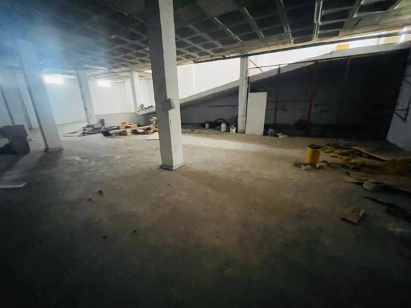 Local en calle los Pasos, 31