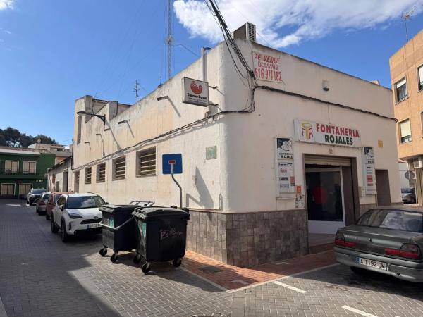 Local en calle Piedra, 2