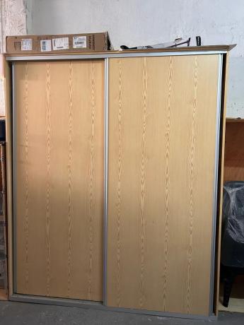 Local en calle Geranios, 11