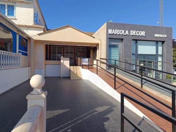 Local en plaza Sierra Castilla, 4