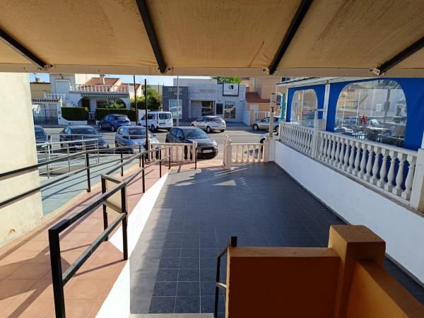 Local en plaza Sierra Castilla, 4