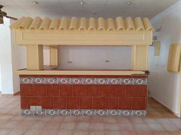 Local en plaza Sierra Castilla, 4