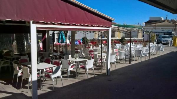 Local en plaza Sierra Castilla