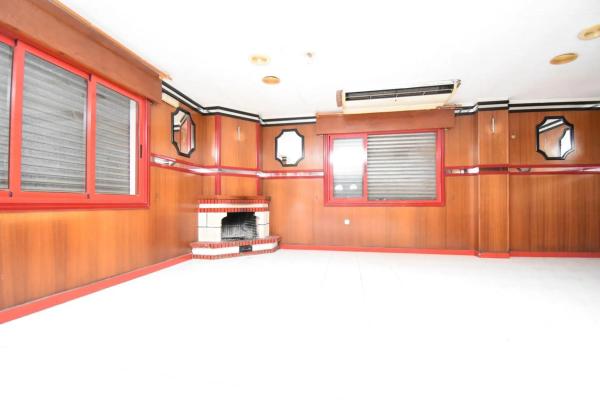 Local en plaza Sierra Castilla