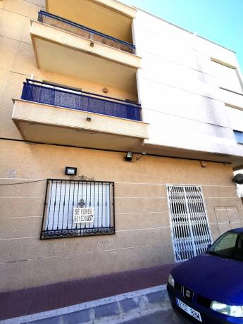 Local en calle General Moscardó, 11