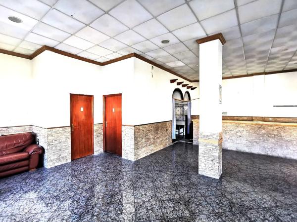 Local en calle General Moscardó, 11