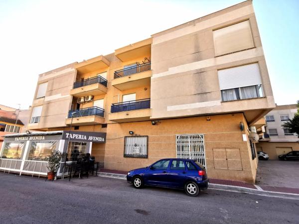 Local en calle General Moscardó, 11