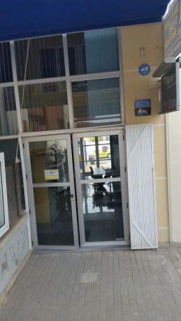 Local en calle Pedro María Unanue, 1