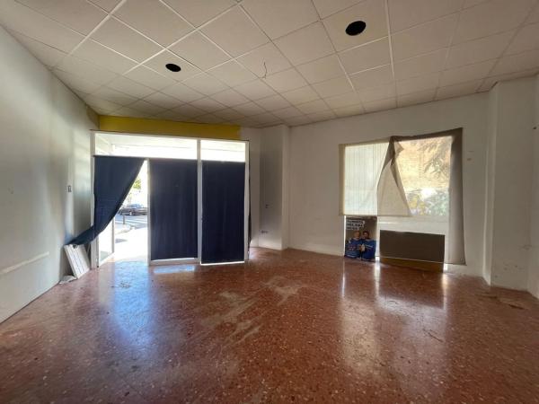 Local en calle Cordoba