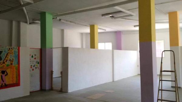 Local en calle Rafael Narbona, 2