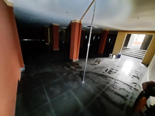 Local en plaza Libertad, 13