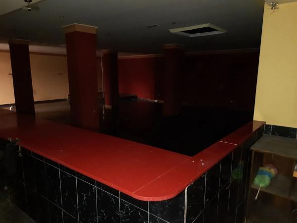 Local en plaza Libertad, 13