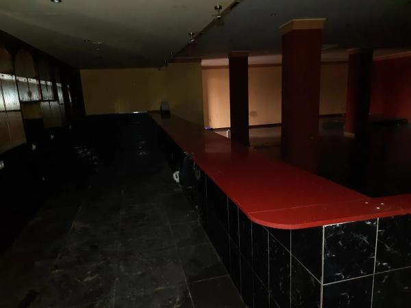 Local en plaza Libertad, 13