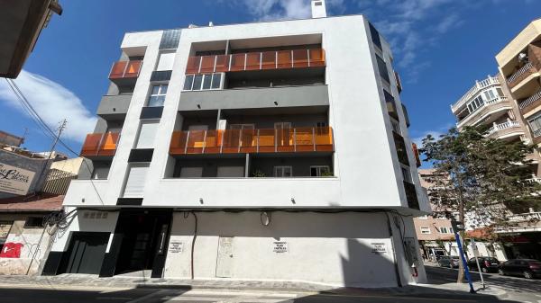 Local en calle San Luis, 44