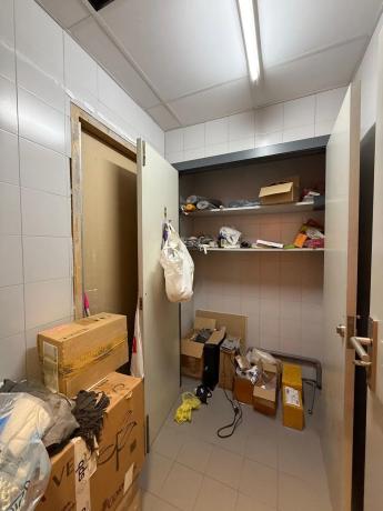 Local en calle de Orihuela, 73