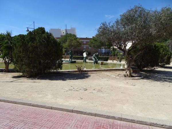 Local en Barrio Parque de las Naciones