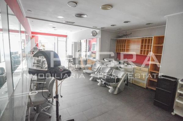 Local en calle Caballero de Rodas, 30