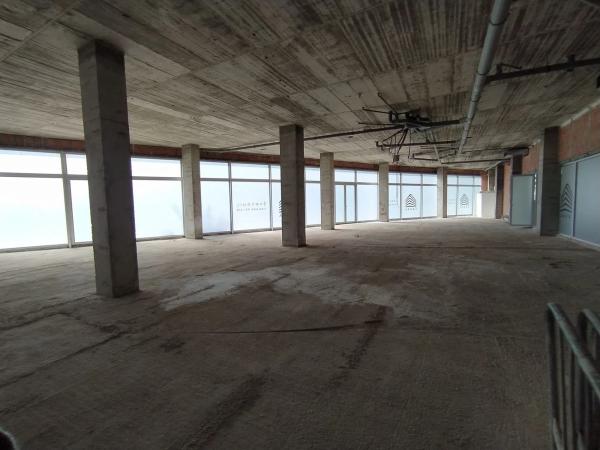 Local en paseo Vistalegre