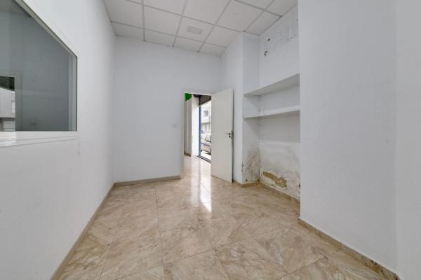 Local en Barrio El Acequión