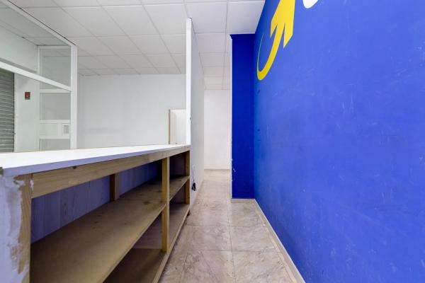 Local en Barrio El Acequión