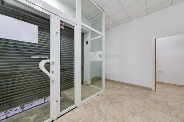 Local en Barrio El Acequión