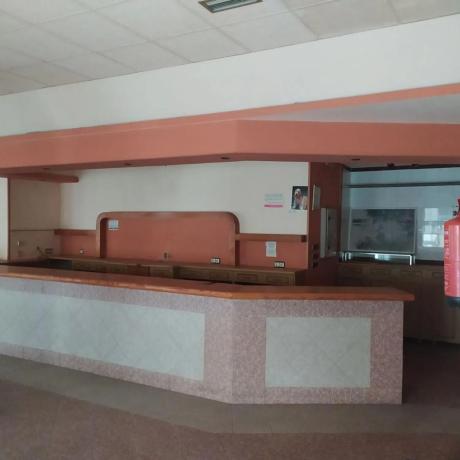 Local en calle Rafal