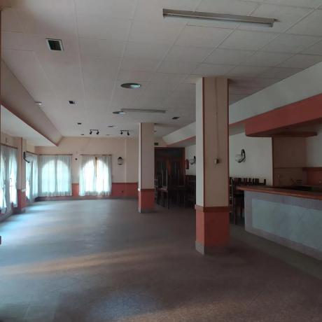 Local en calle Rafal