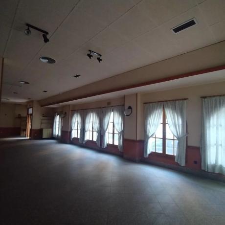 Local en calle Rafal