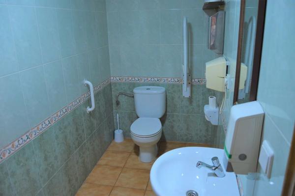 Local en Barrio La Veleta