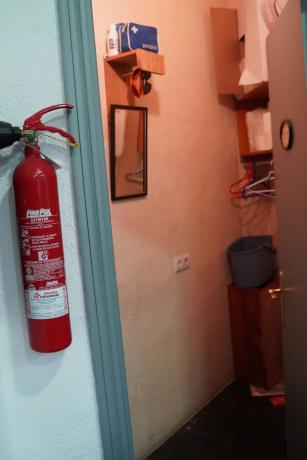 Local en calle Beniajan, 14