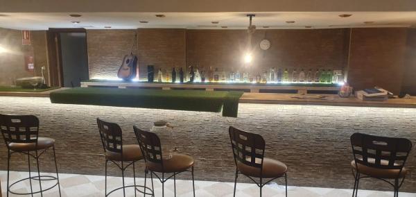 Local en avenida de los europeos, 51