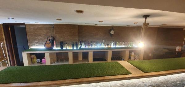 Local en avenida de los europeos, 51