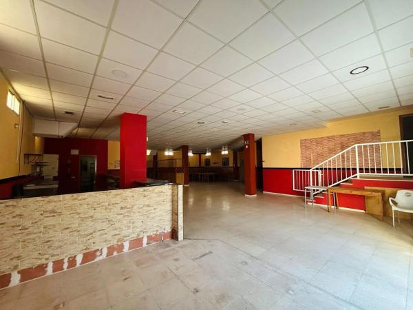 Local en avenida de Francia, 68