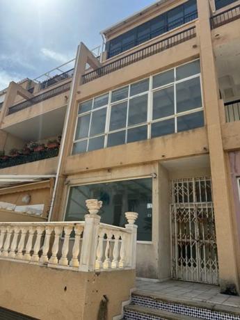 Local en avenida de los Europeos, 23