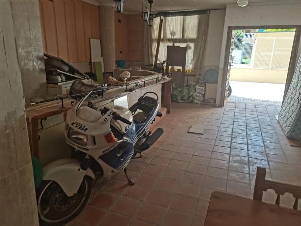 Local en avenida Suiza, 53