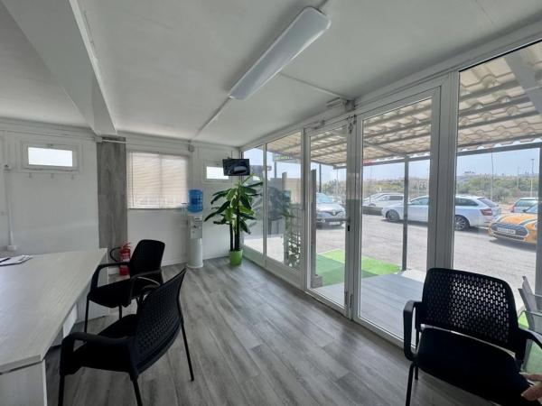 Local en avenida Ramón del Valle Inclán - Torreta, 2