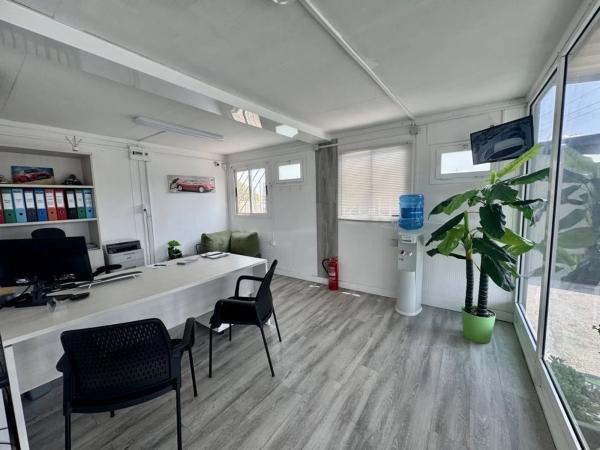 Local en avenida Ramón del Valle Inclán - Torreta, 2