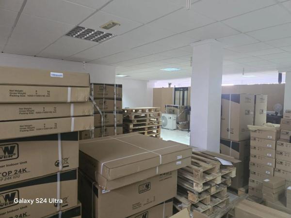 Local en calle Perseo, 2