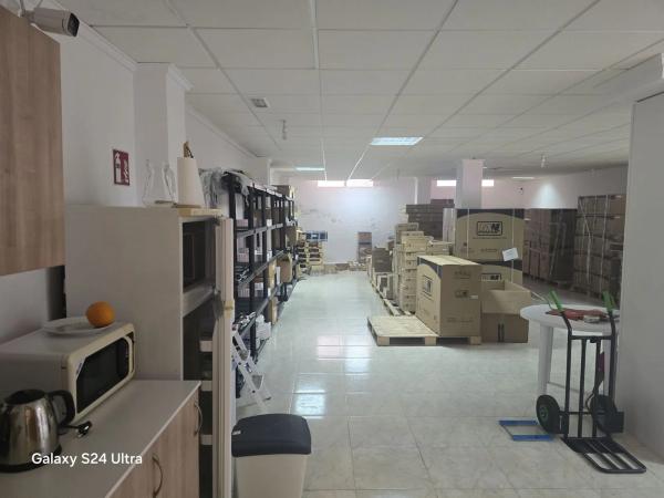 Local en calle Perseo, 2