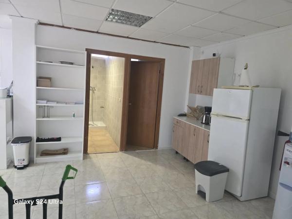 Local en calle Perseo, 2