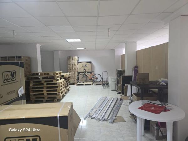 Local en calle Perseo, 2