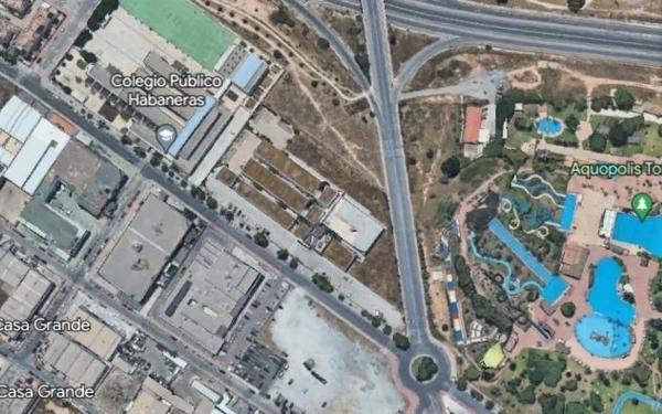 Nave en Barrio Parque Acuático - Sector 25